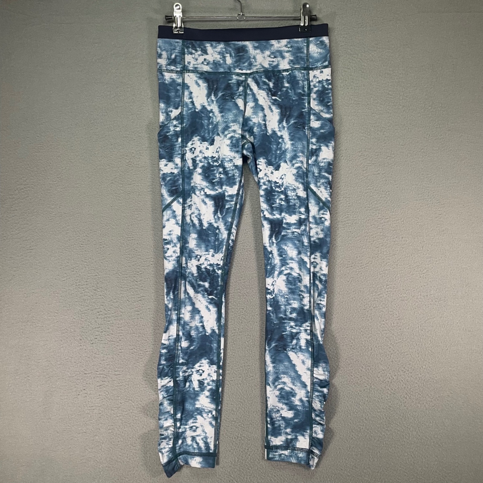 Lululemon Fast And Free Leggings Women's Size 4 Blue Tie Dye Athletic Pocket